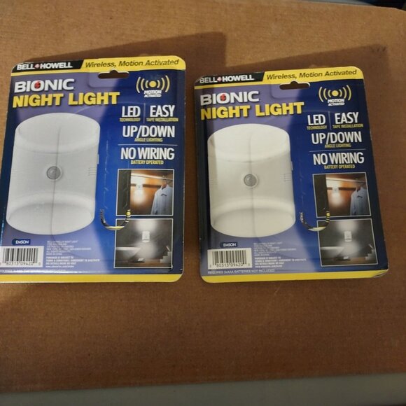 Bell+Howell Bionic Night Light Wireless Motion Activated LED-NEW-2 LIGHTS - Picture 1 of 2